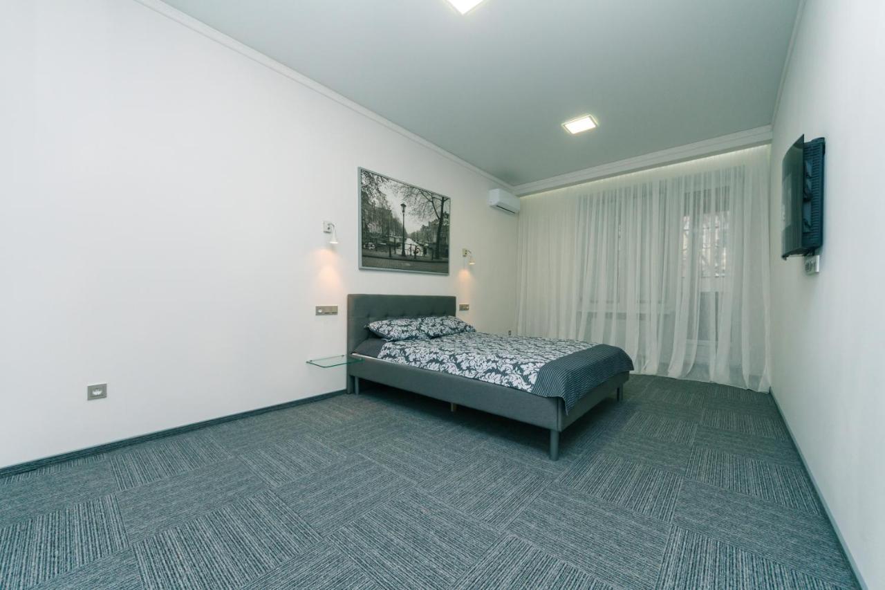 Hotrent City Deluxe Kiew Exterior foto